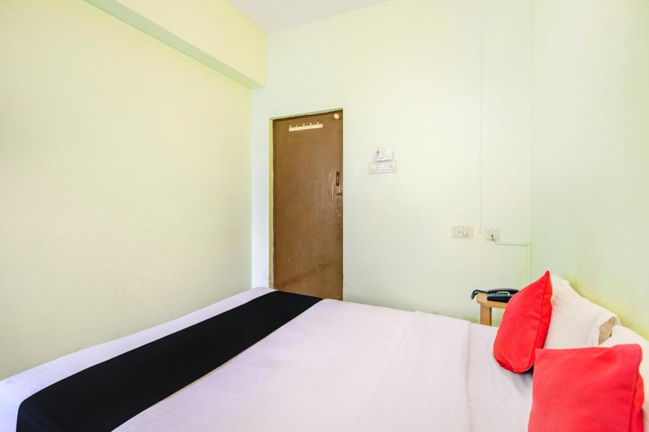 Oyo Flagship Amutha Residency Hotel Chennai Ngoại thất bức ảnh